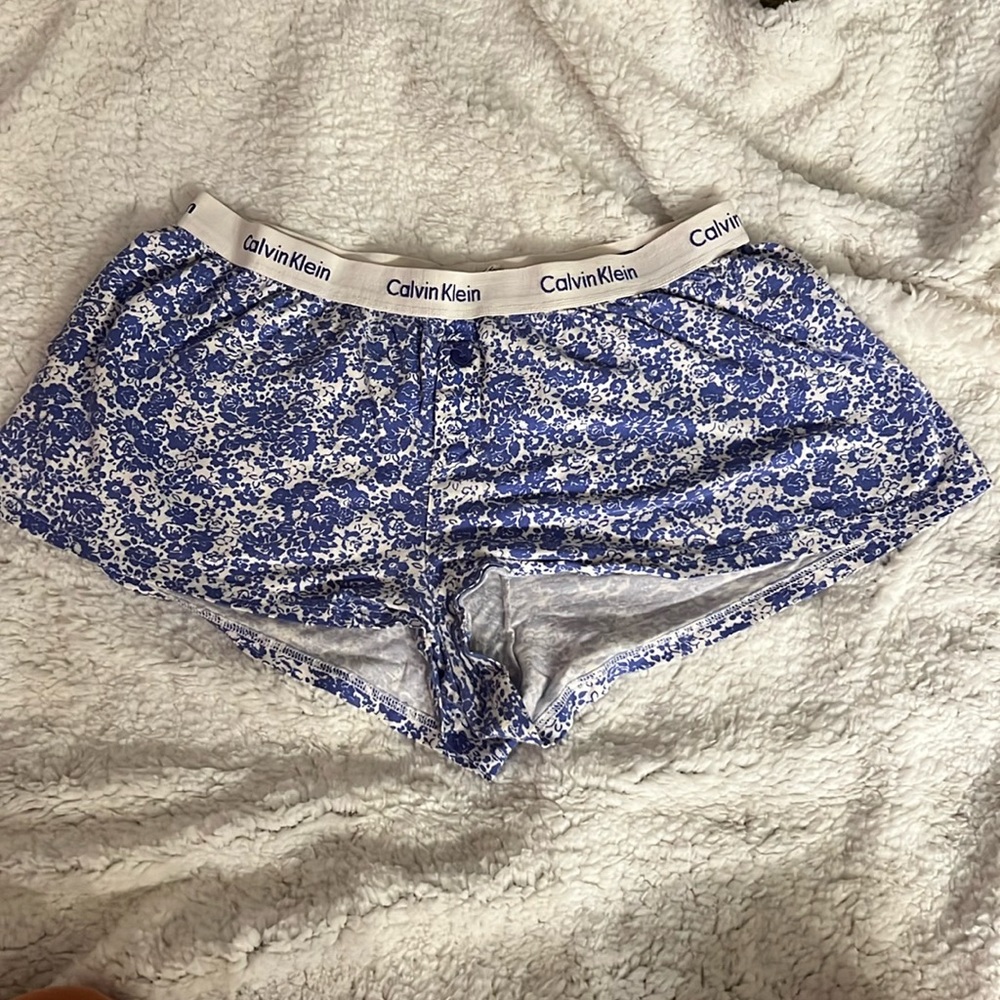 Calvin Klein Patterned Sleep Shorts